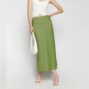 NWOT Reformation Layla Linen Skirt - Avocado